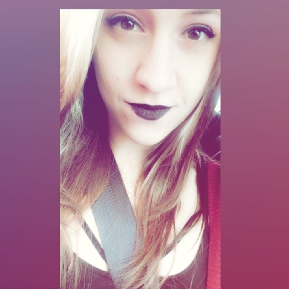 Meet your Posher, Rikkilyn